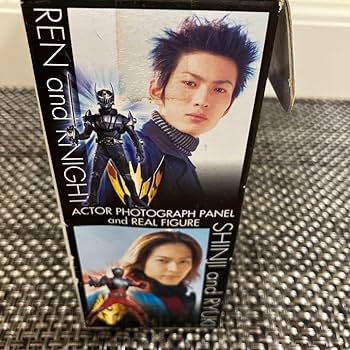 激レア☆仮面ライダー龍騎☆俳優写真パネル&フィギュア　４種セット　非売品 激レア☆仮面ライダー龍騎☆俳優写真パネル&フィギュア 4種セット